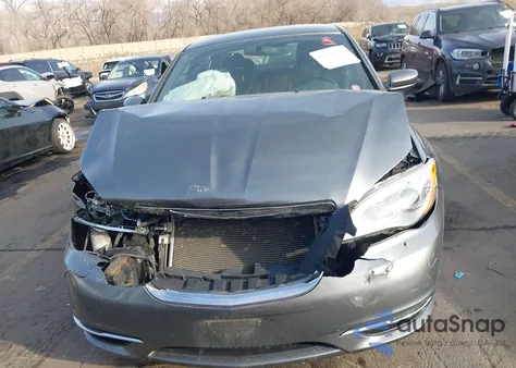 2013 Chrysler 200 Lx из США, поврежденный, VIN 1C3CCBAB8DN647341